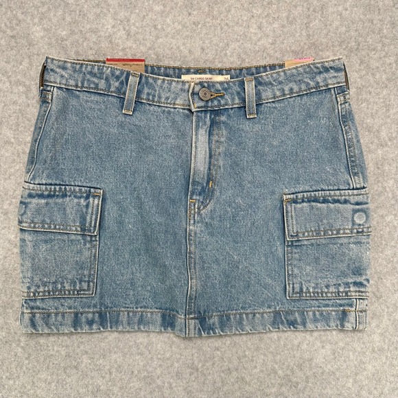 Levi's Dresses & Skirts - Levi's 94 Cargo Mini Skirt Light Wash‎ Denim Size 26 NWT